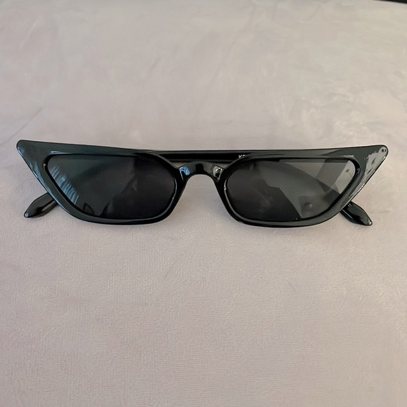 Accessories - Black Slim Cat Eye Sunglasses